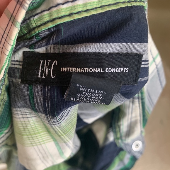 Western style button-up shirt - Picture 3 of 3